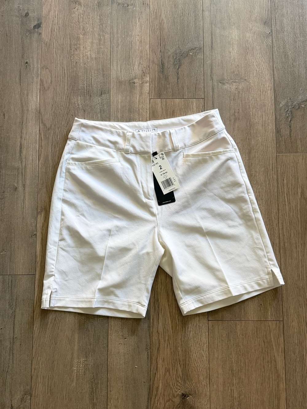 adidas White Golf Shorts Size 2 NWT - Picture 2 of 4